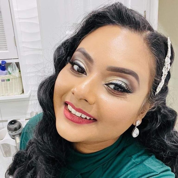 Meet your Posher, Diana! - Picture 1 of 1